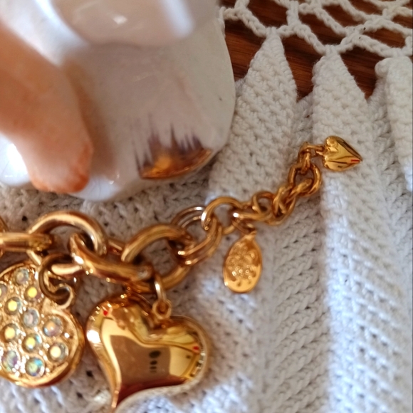 VALENTINE'S GIFT!😍 "KIRKS FOLLY" ALL HEARTS BRACELET WITH LOCKET! - Picture 4 of 14